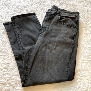 American Eagle Curvy Mom Jeans